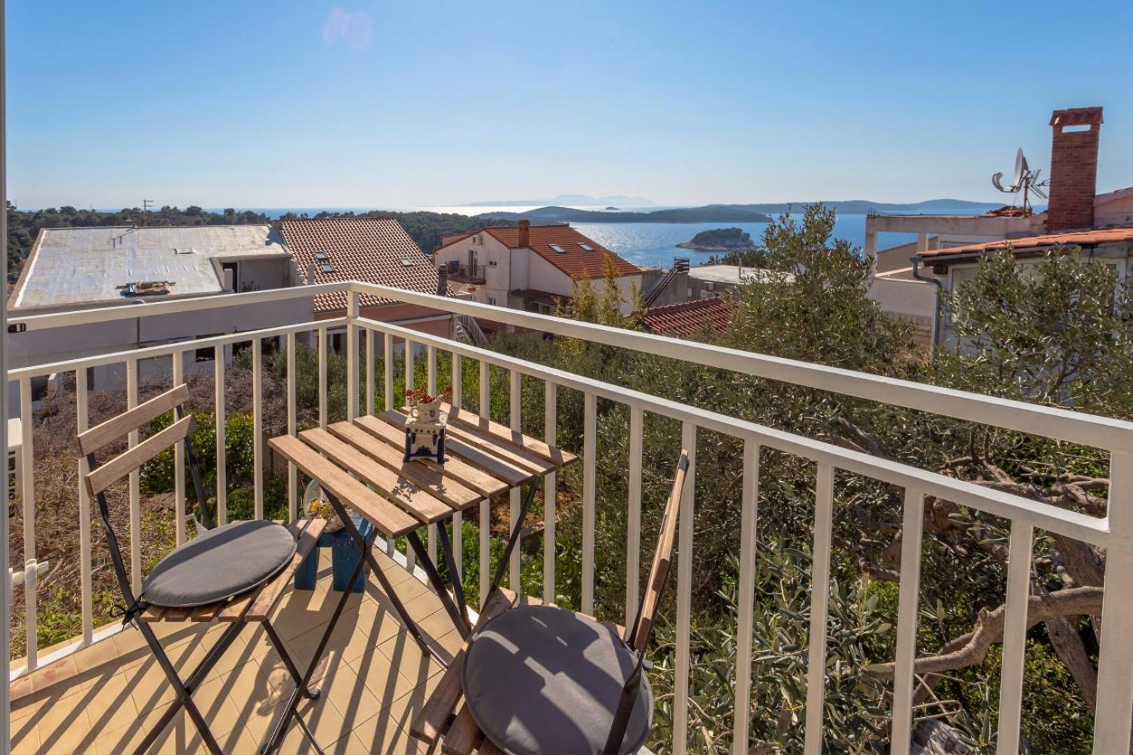 Peaceful Apartment With Beautiful View Hvar Town Eksteriør billede
